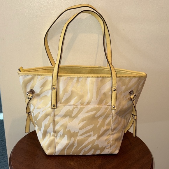 Anne Klein shoulder bag small tote zebra pattern fabric yellow/yellow trim NWOT - Picture 9 of 17